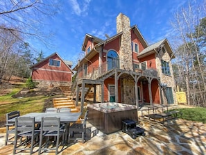 Unclassified image, 5 of 45, button - Lakefront Dock Hot tub Firepit Dog Friendly (Mill Spring)