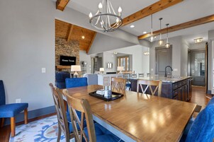 House | 4 bedrooms, high-speed internet