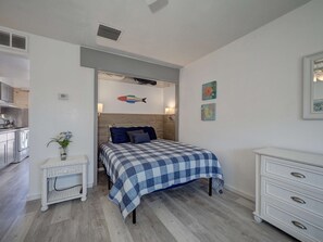 House | Internet - Waterfront Condo 1 Block to Beach Pool Access (Corpus Christi)