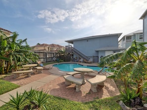House | Internet - Waterfront Condo 1 Block to Beach Pool Access (Corpus Christi)
