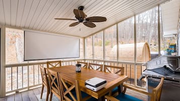 House | 4 bedrooms, Internet