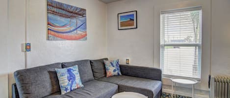 1 bedroom, Internet