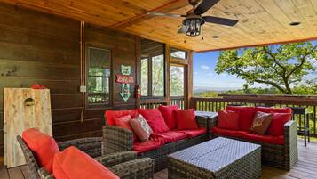 House | 3 bedrooms, high-speed internet