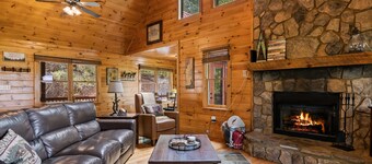Stunning Views Hot Tub Games Fireplace Dogfriendly