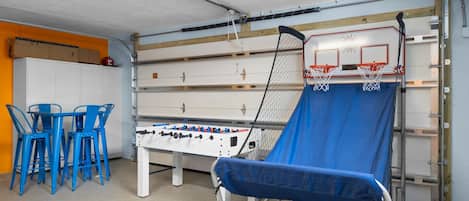 House | 4 bedrooms, high-speed internet