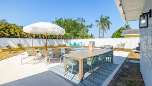 House - Sand Volleyball Pool Hot Tub 4BR Seminole FL (Seminole)