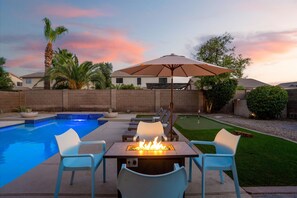 Room - Chandler Charm Heated Pool Spa Gameroom Puttputt (Chandler)