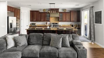 House | 4 bedrooms, high-speed internet