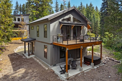 3 Br Sleep 8 Hot Tub Fire Pit Stunning Views