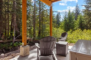 House | 3 bedrooms, Internet - 3 Br Sleep 8 Hot Tub Fire Pit Stunning Views (Government Camp)