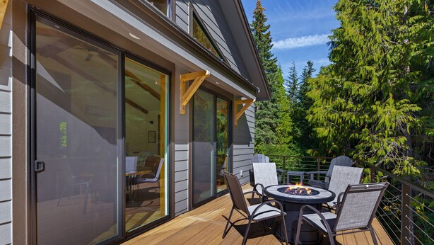 3 bedrooms, Internet - 3 Br Sleep 8 Hot Tub Fire Pit Stunning Views (Government Camp)