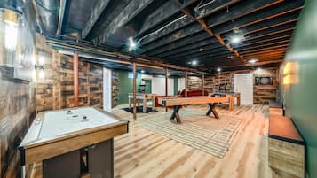 Casa | 6 quartos, acesso à internet de alta velocidade
