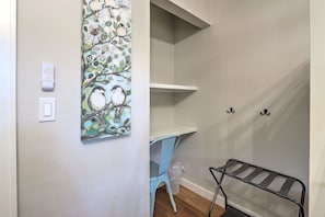 House | 2 bedrooms, Internet - Steps to Beach-hilton Head Condo-pet Friendly (Hilton Head Island)