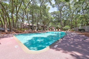 House | 2 bedrooms, Internet - Steps to Beach-hilton Head Condo-pet Friendly (Hilton Head Island)