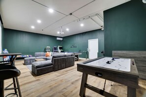 Rumah | 4 kamar tidur dan internet