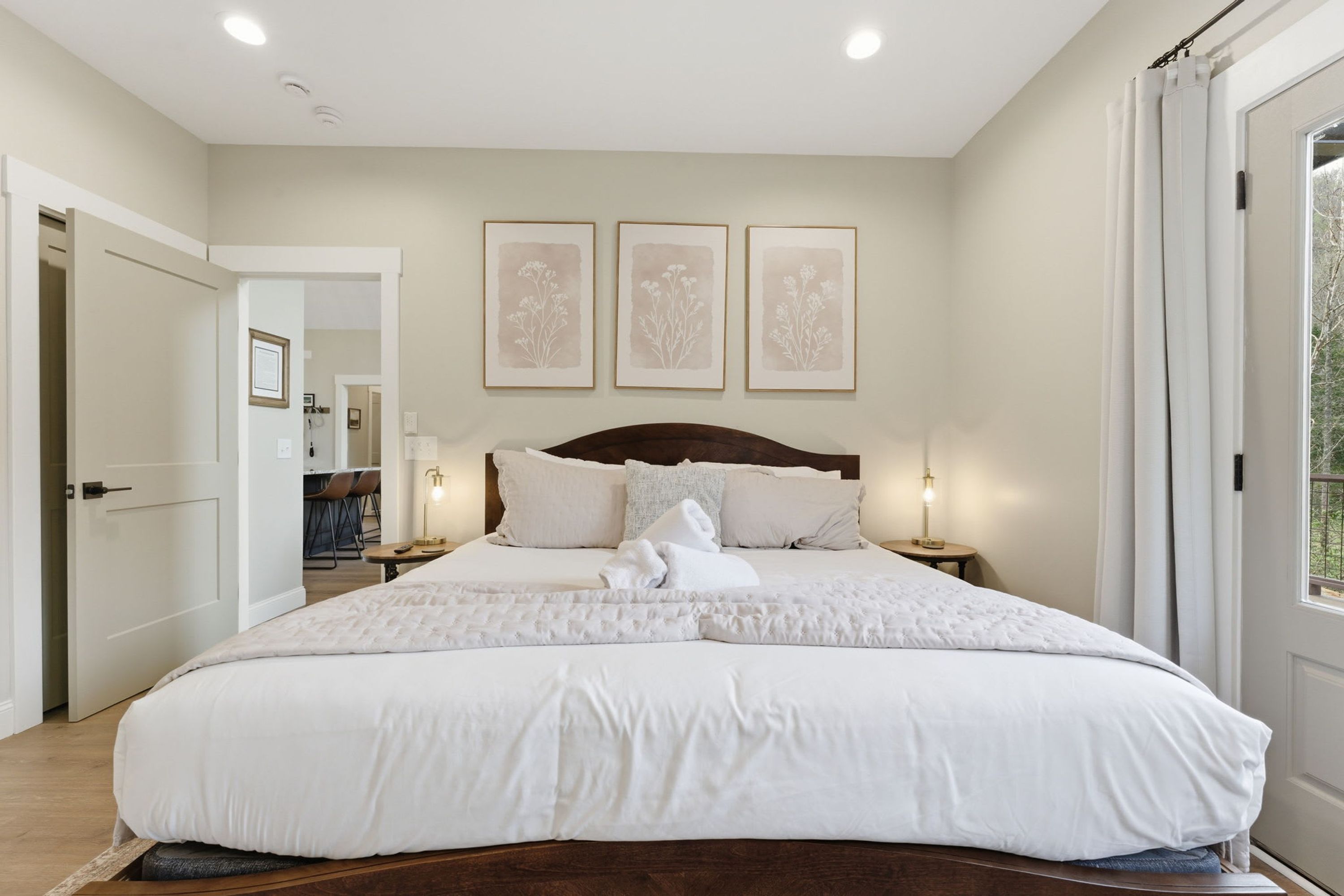 House | 3 bedrooms, high-speed internet