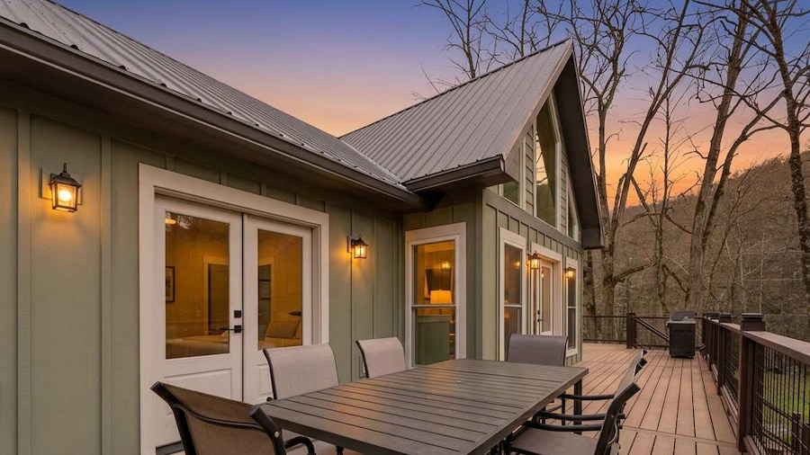 Private Ranch Escape Hot Tub Game Room Grill