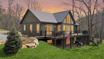 House | 3 bedrooms, high-speed internet