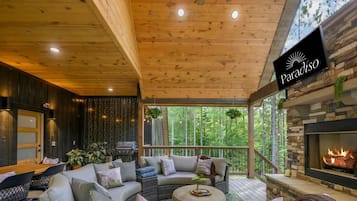 House | 3 bedrooms, high-speed internet