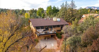Sedona Haven 7BR Sleeps 24 Sauna Hot Tubs