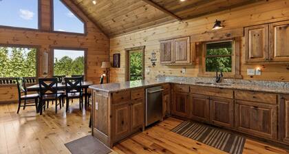Mtn Cabin w Hot Tub Game Room Grill Views