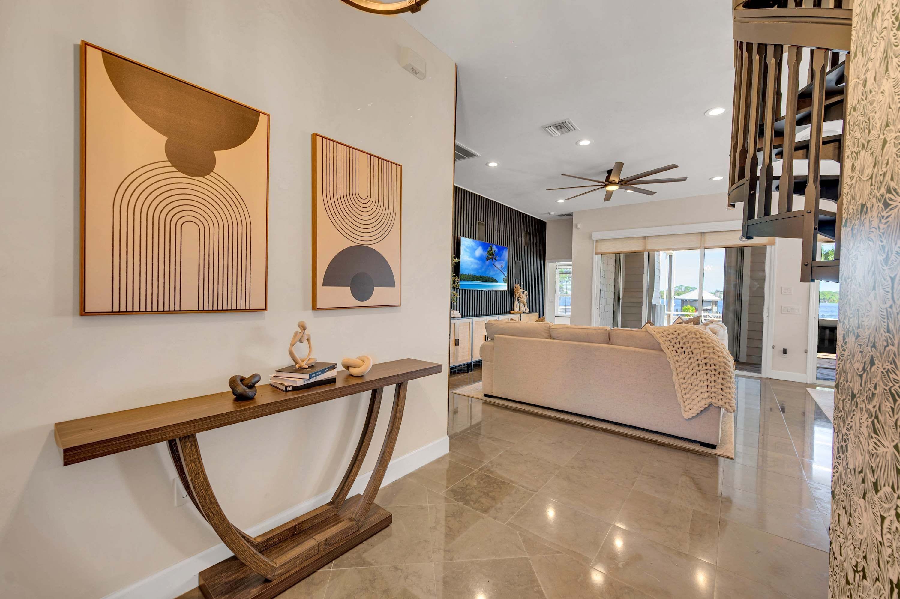 House | 5 bedrooms, high-speed internet