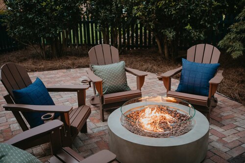 Briarwood Cottage Hot Tub Putt Putt Games