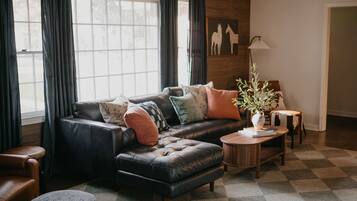 House | 4 bedrooms, high-speed internet