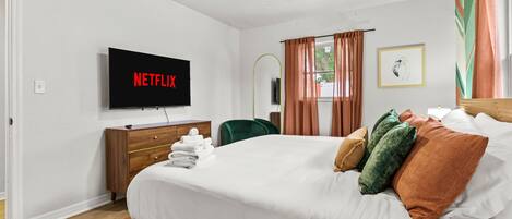 House | 5 bedrooms, high-speed internet
