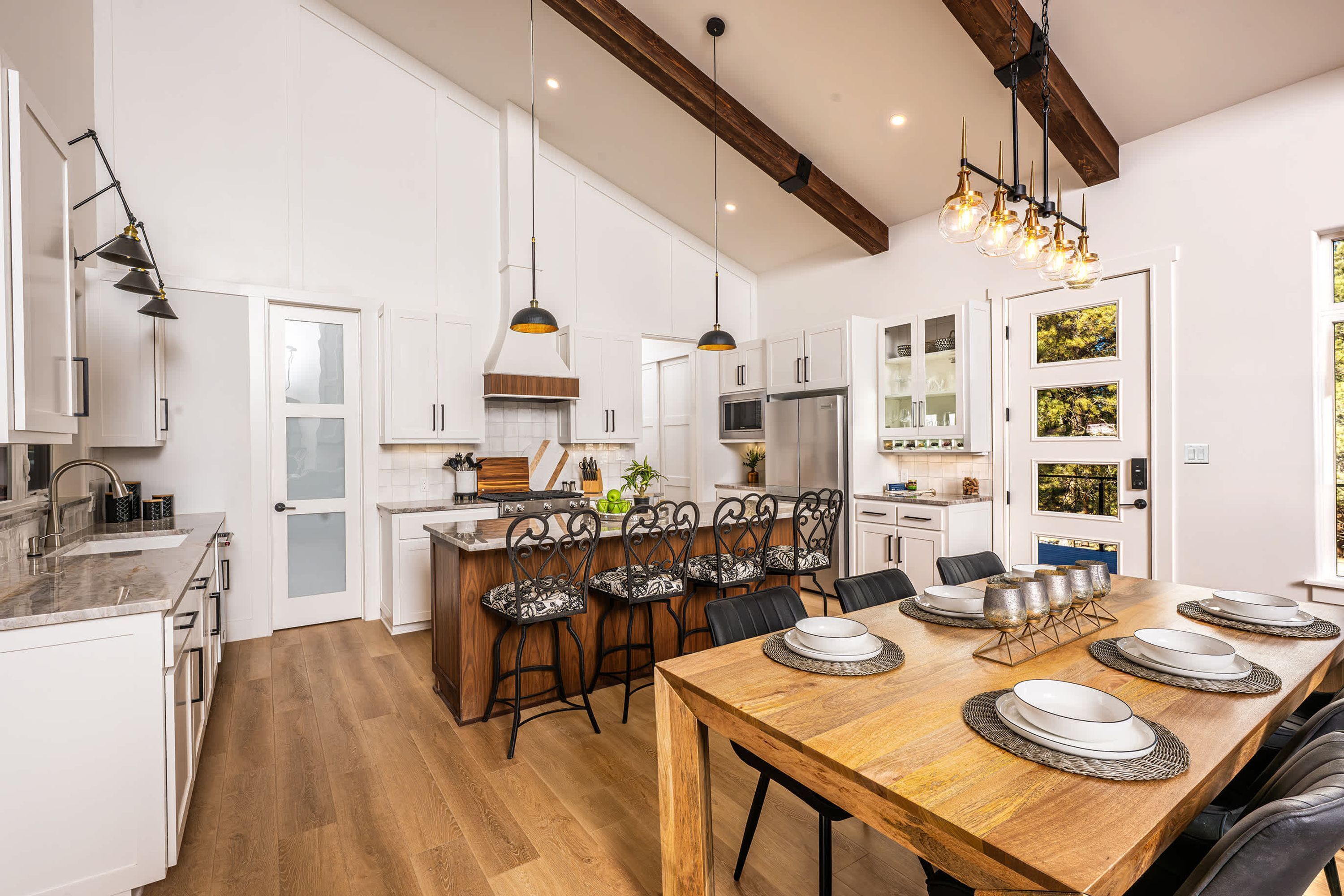 House | 3 bedrooms, high-speed internet