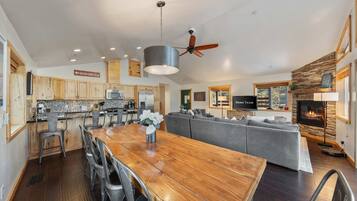 House | 4 bedrooms, high-speed internet
