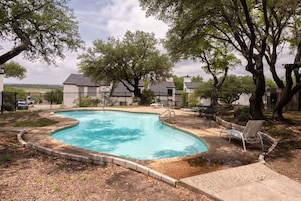 House | 3 bedrooms, high-speed internet