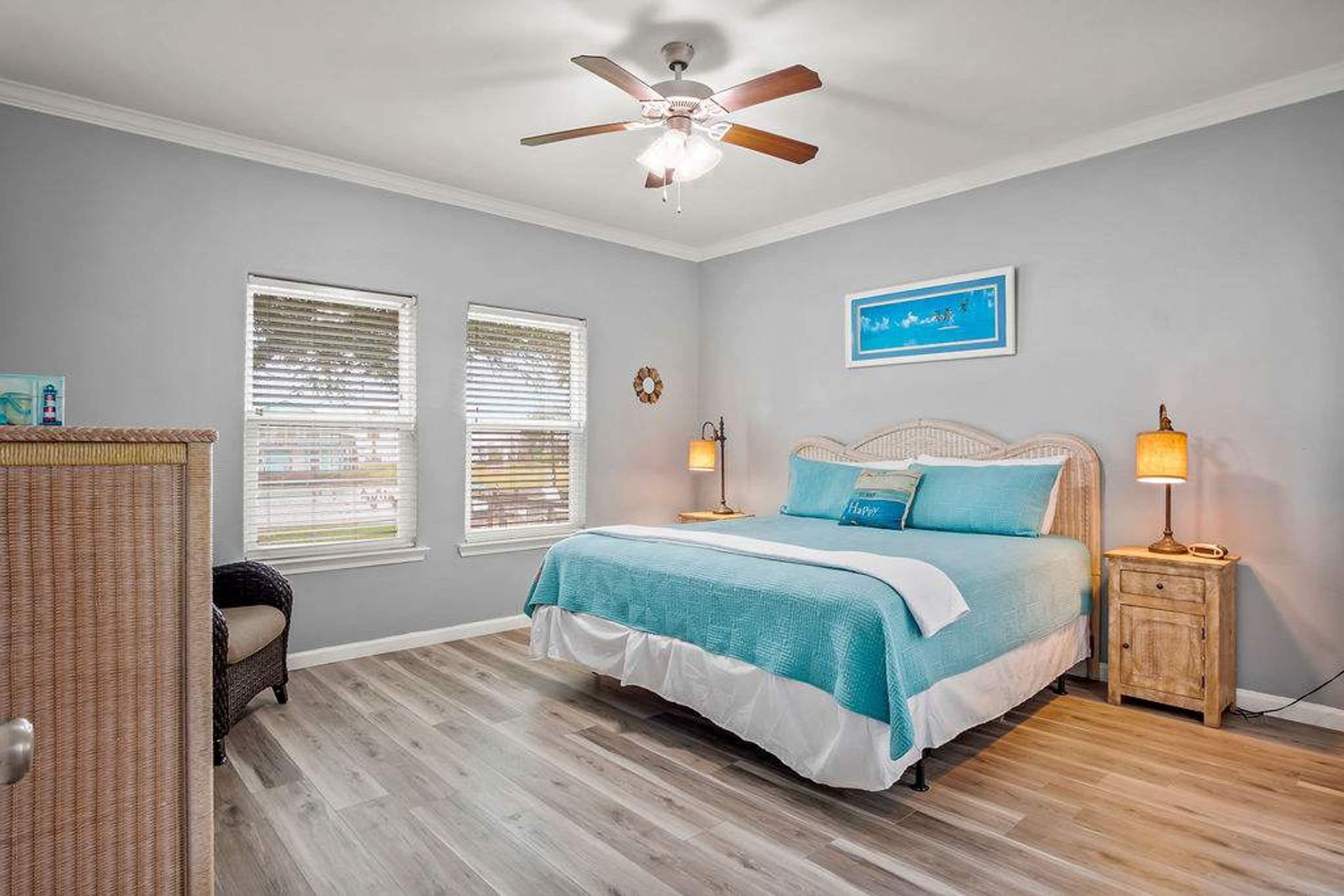 House | 4 bedrooms, high-speed internet