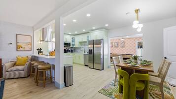House | 4 bedrooms, high-speed internet