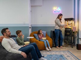 4 habitaciones y acceso a internet