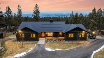 House | 6 bedrooms