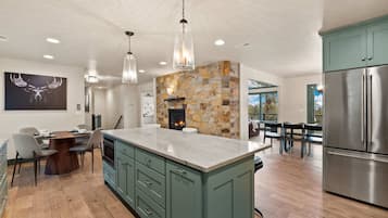House | 6 bedrooms