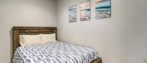 House | 5 bedrooms, high-speed internet