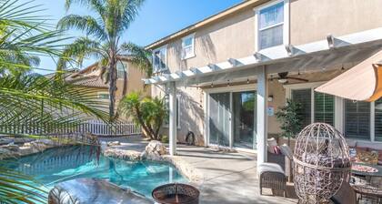 Minutes to Wineries Outdoor Oasis Pool Table