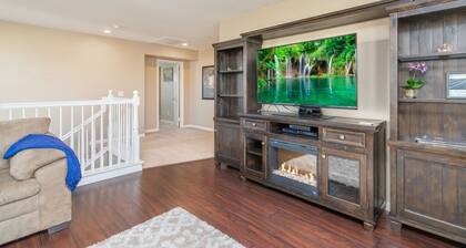 Minutes to Wineries Outdoor Oasis Pool Table