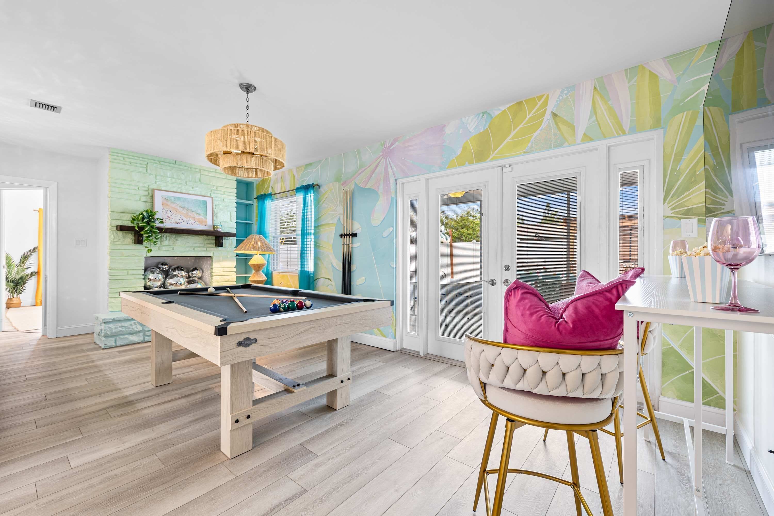House | 4 bedrooms, high-speed internet