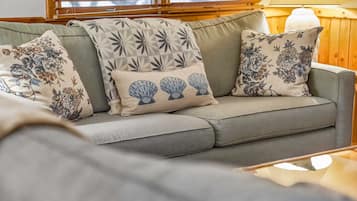 House | 4 bedrooms, high-speed internet