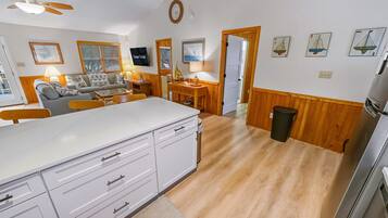 House | 4 bedrooms, high-speed internet
