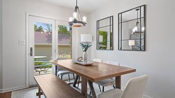 House | 3 bedrooms, Internet