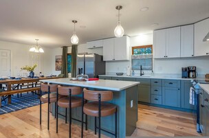 House | 4 bedrooms, high-speed internet