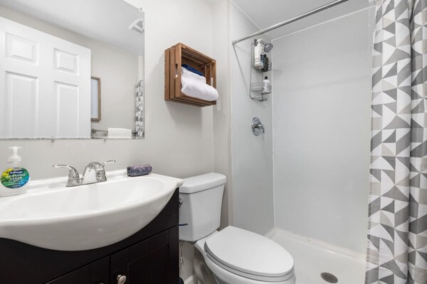 Downtown Kimmswick Studio Renovated Prime Location - Crystal City, MO