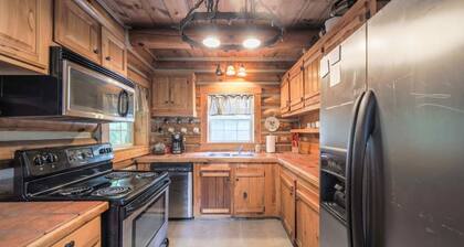2 Cabins on Private Pond Sleeps 30 Sauna Hot Tub