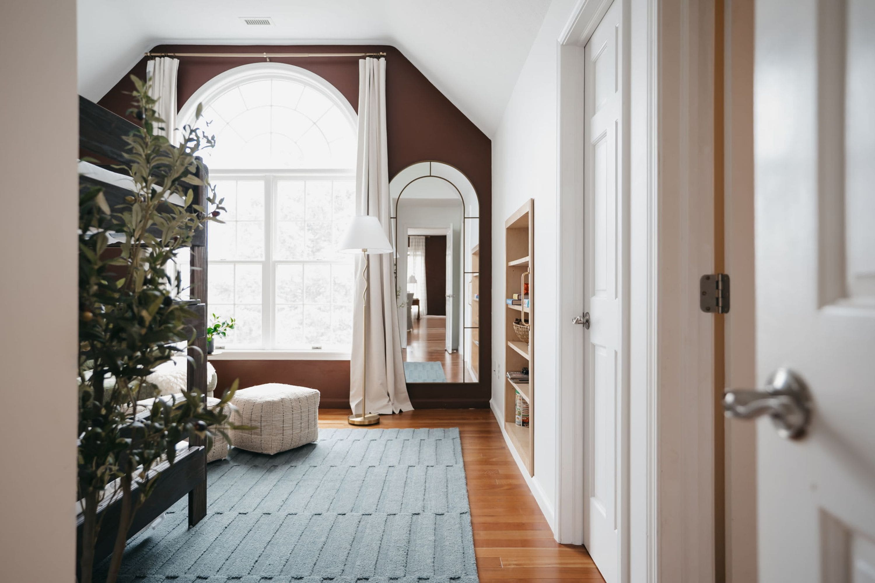 House | 5 bedrooms, high-speed internet