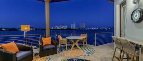 House | 4 bedrooms, high-speed internet