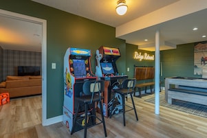 House | 4 bedrooms, high-speed internet